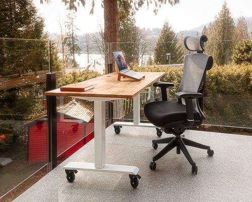 Ergonomic home office setup with proper screen distance